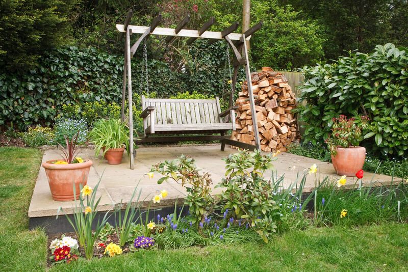 Budget Friendly Yard Design Ideas - Shrubhub