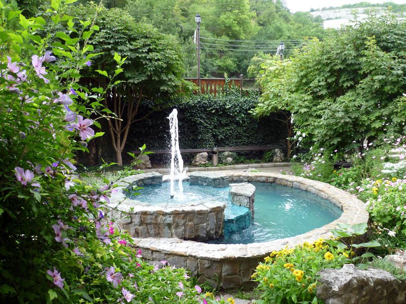 The Best Water Features For Your Yard - Shrubhub