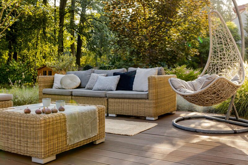 Outdoor Couch: Does Your Home Need One? This Will Help You Decide! - Shrubhub