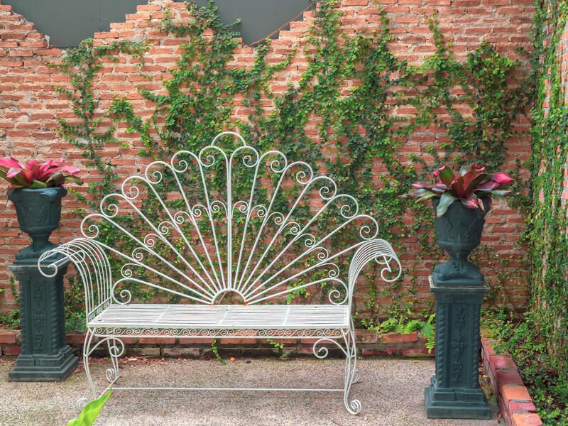Outdoor Couch: Does Your Home Need One? This Will Help You Decide! - Shrubhub