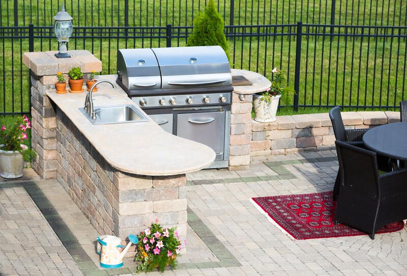 Outdoor Kitchen Ideas to Spruce Up Your Outdoor Space - Shrubhub