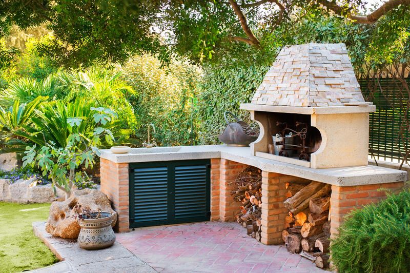 Outdoor Kitchen Ideas to Spruce Up Your Outdoor Space - Shrubhub