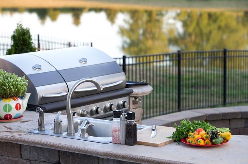 Outdoor Kitchens: Design Ideas to Elevate Your Backyard Living Space - Shrubhub