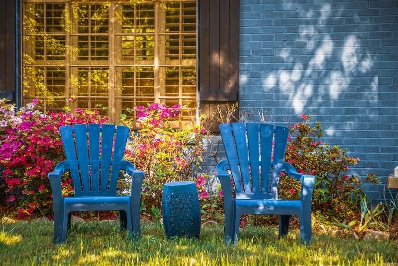 How To Pick The Perfect Home Exterior Colors - Shrubhub