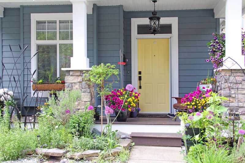 28 Front Yard Landscaping Ideas To Make Your Home More Attractive - Shrubhub