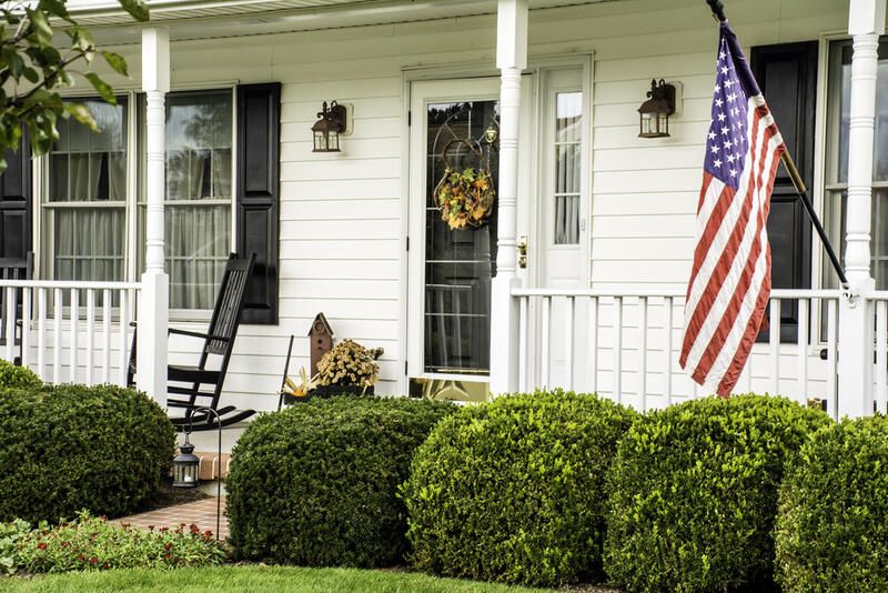 Fashionable Front Porch Furniture Ideas - Shrubhub