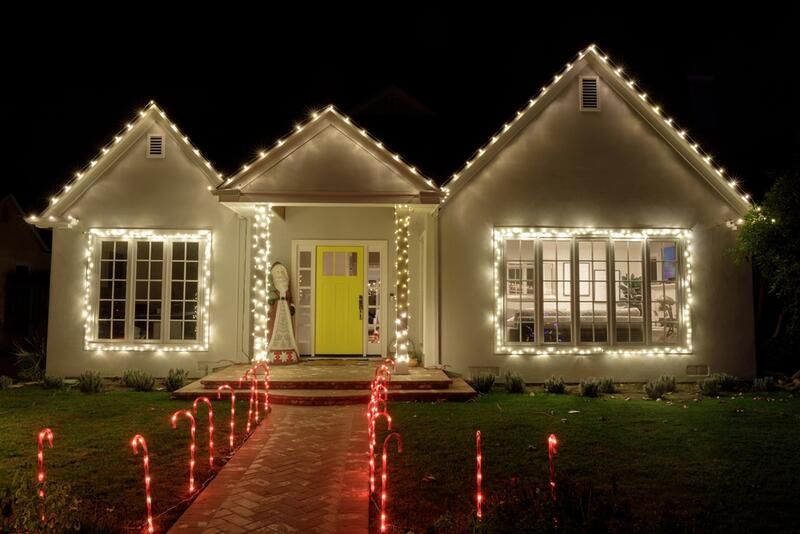 Fun Outdoor Decoration Ideas for Christmas - Shrubhub