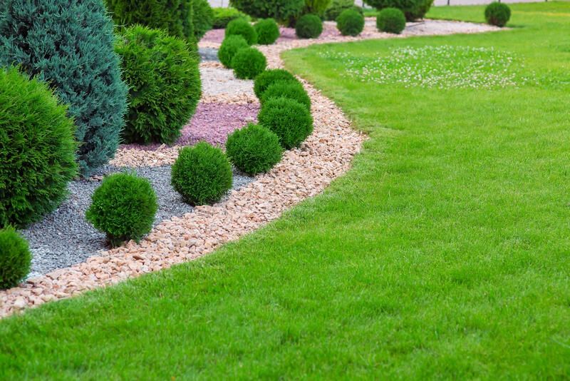 Landscaping with Rocks and Mulch Create the Perfect Low Maintenance Outdoor Space!