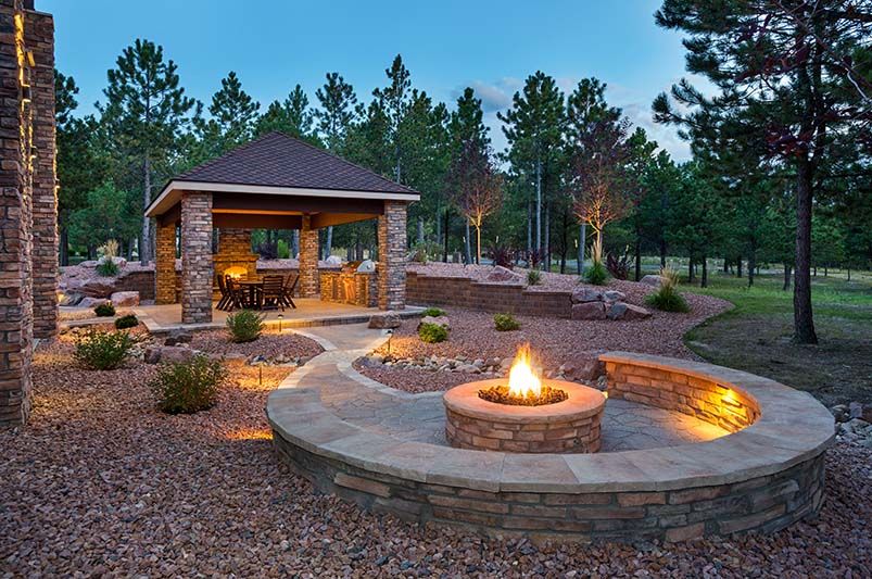 20 Rustic Fire Pit Ideas to Warm Up Your Outdoor Space - Shrubhub