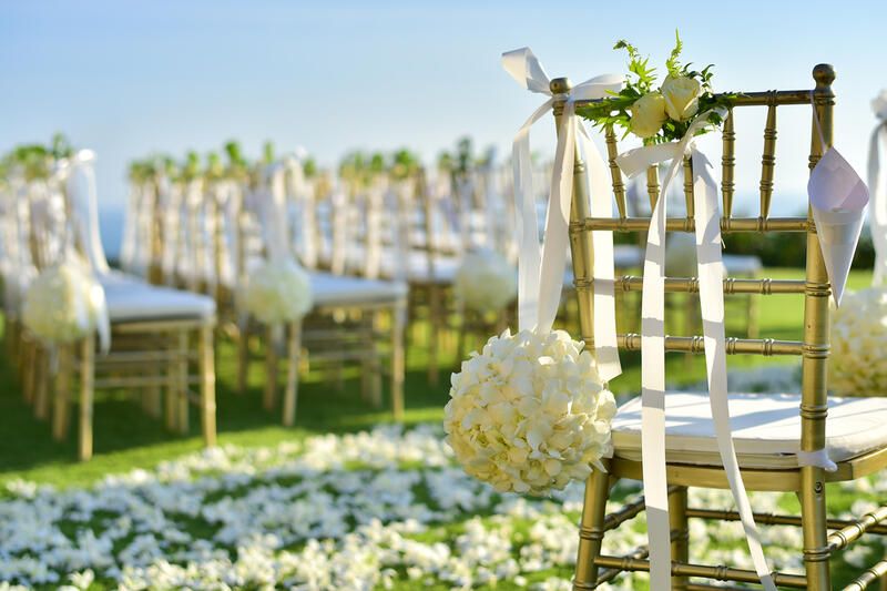 Everything You Need To Know About Planning an Outdoor Wedding - Shrubhub