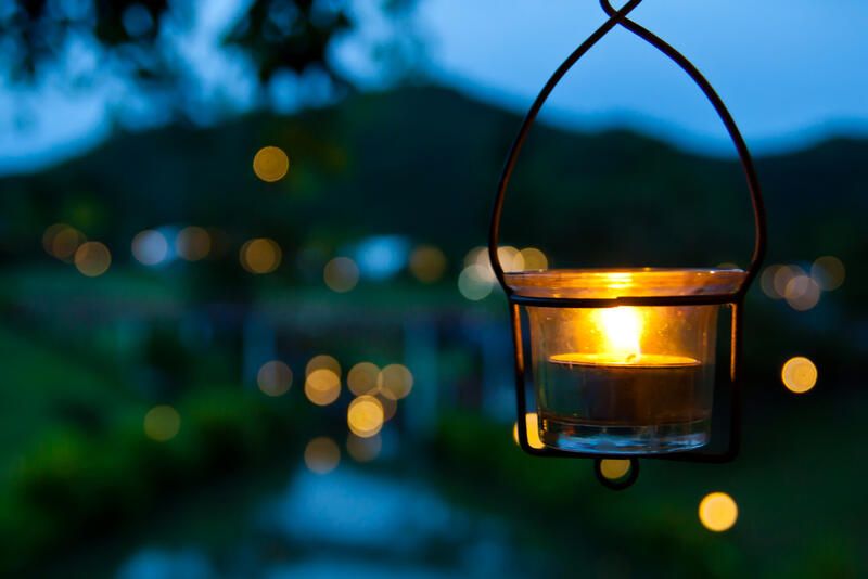 4 Affordable Backyard Lighting Ideas for Better Evenings - Shrubhub