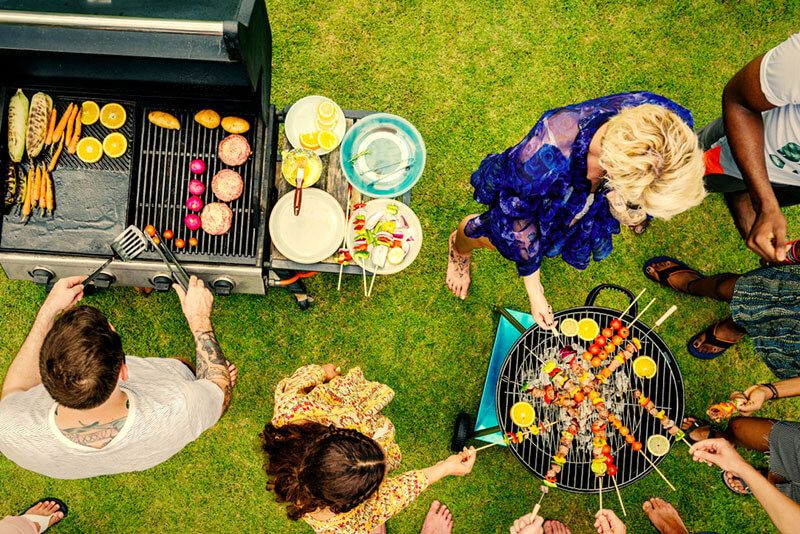 Backyard Party Ideas For Hosting Summer Get-togethers - Shrubhub