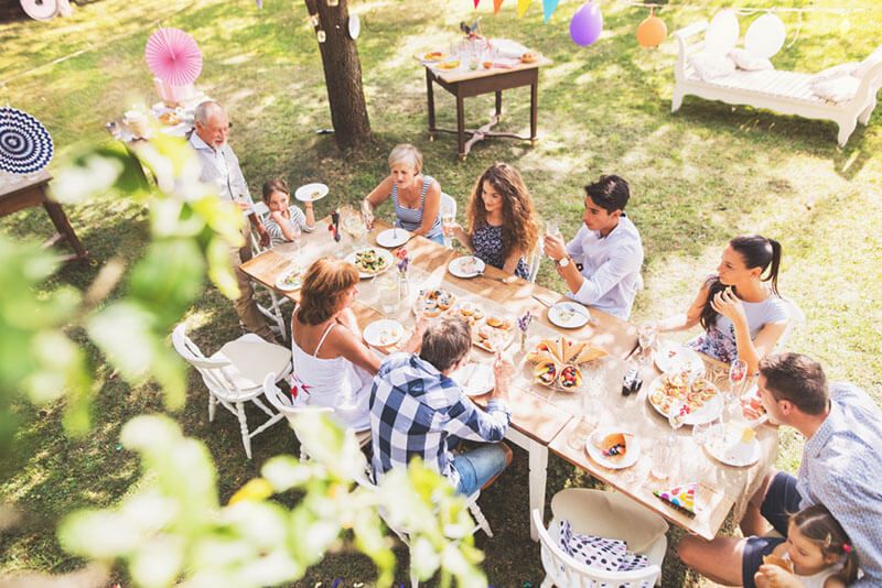 Backyard Party Ideas For Hosting Summer Get-togethers - Shrubhub