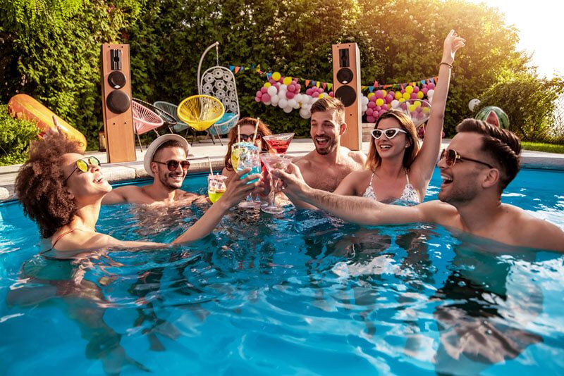 Backyard Party Ideas For Hosting Summer Get-togethers - Shrubhub