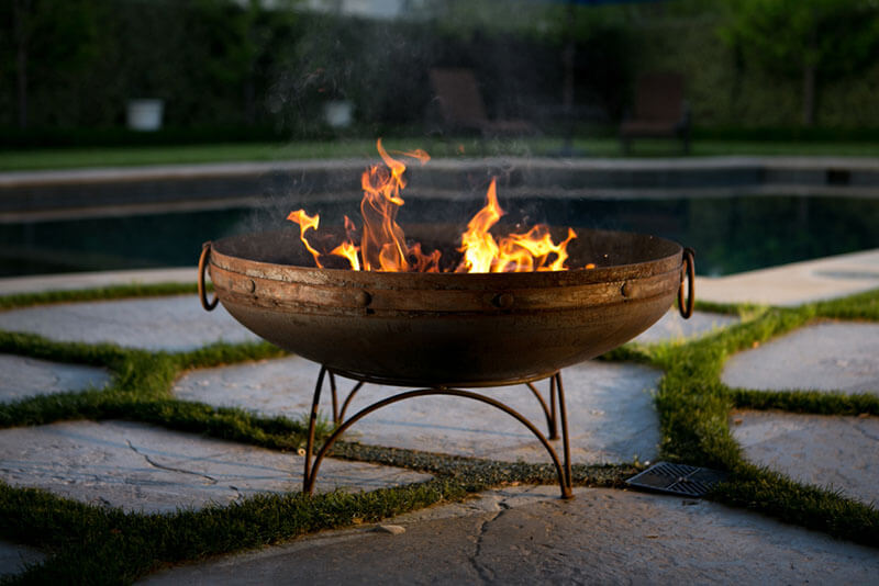 Backyard Landscaping Ideas Top 7 Fire Pits On The Market Today - Shrubhub